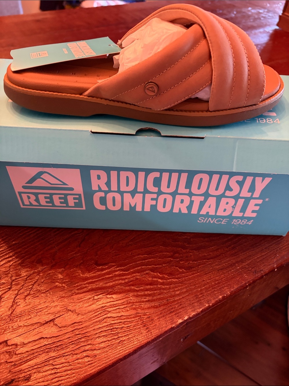 Reef Women's Padded Crisscross Slide in Tan